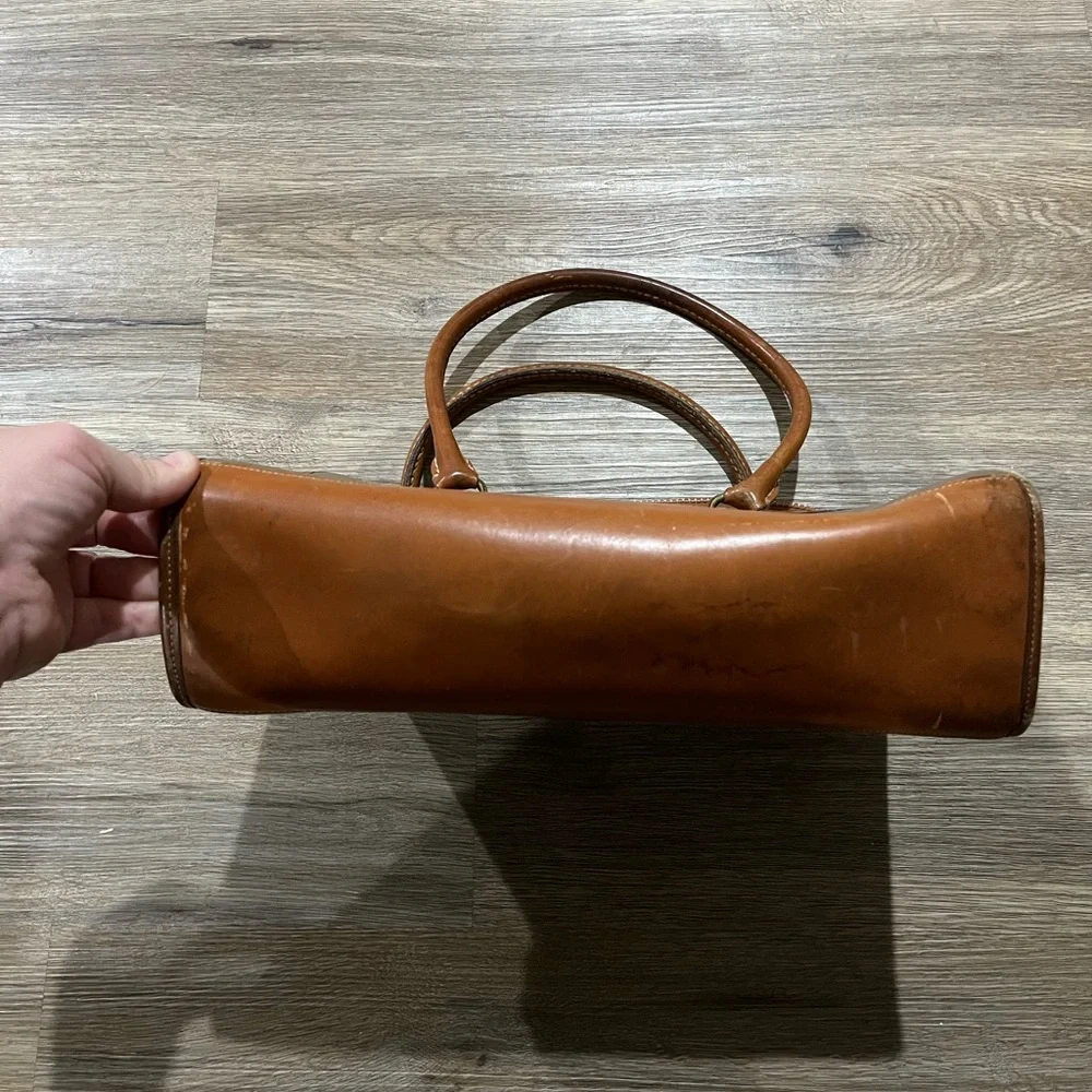Vtg 90s Classic Logo Dooney And Bourke Two Tone Taupe Caramel Leather Purse - Picture 2 of 6